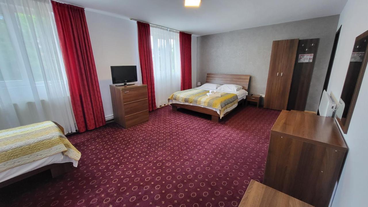 Boutique Global Aparthotel Brassó Kültér fotó