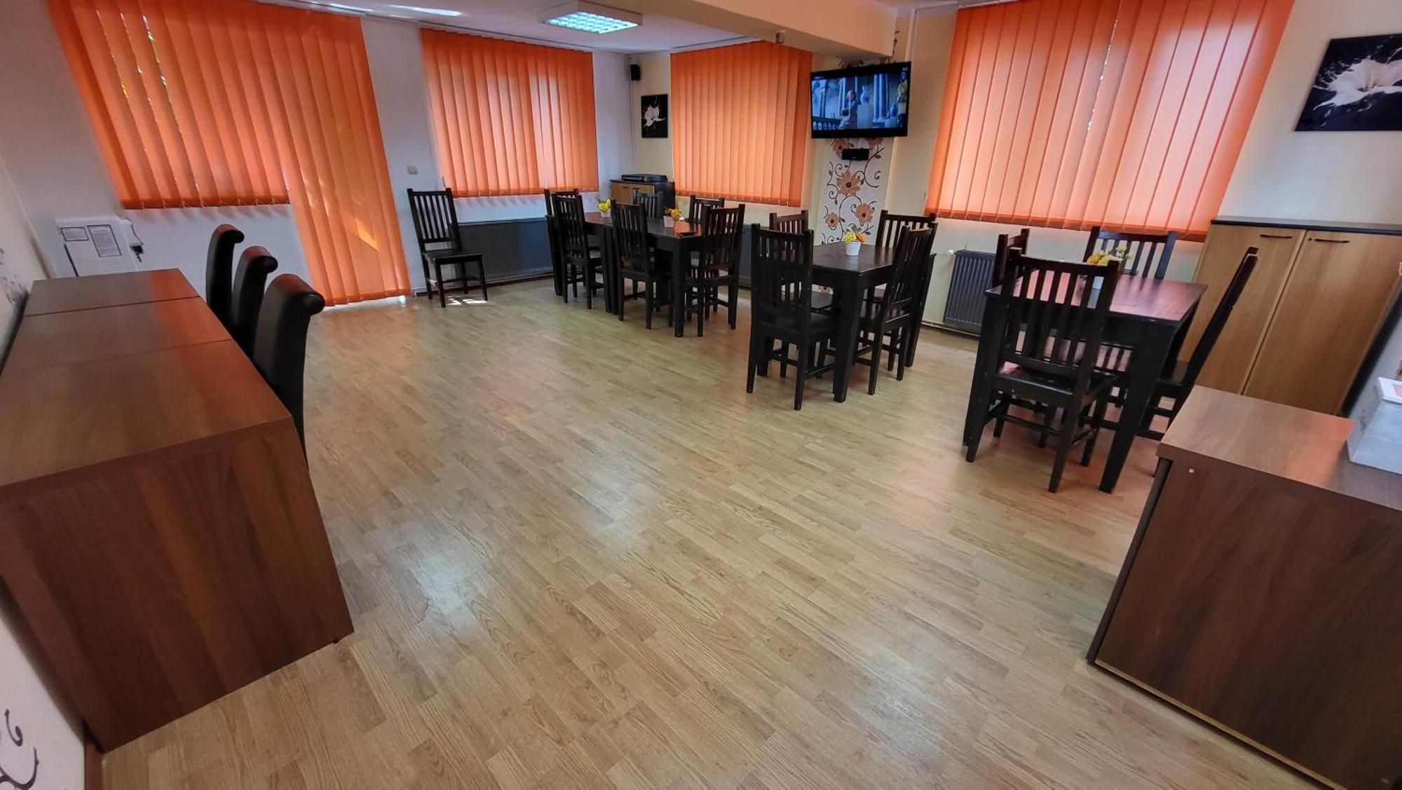 Boutique Global Aparthotel Brassó Kültér fotó