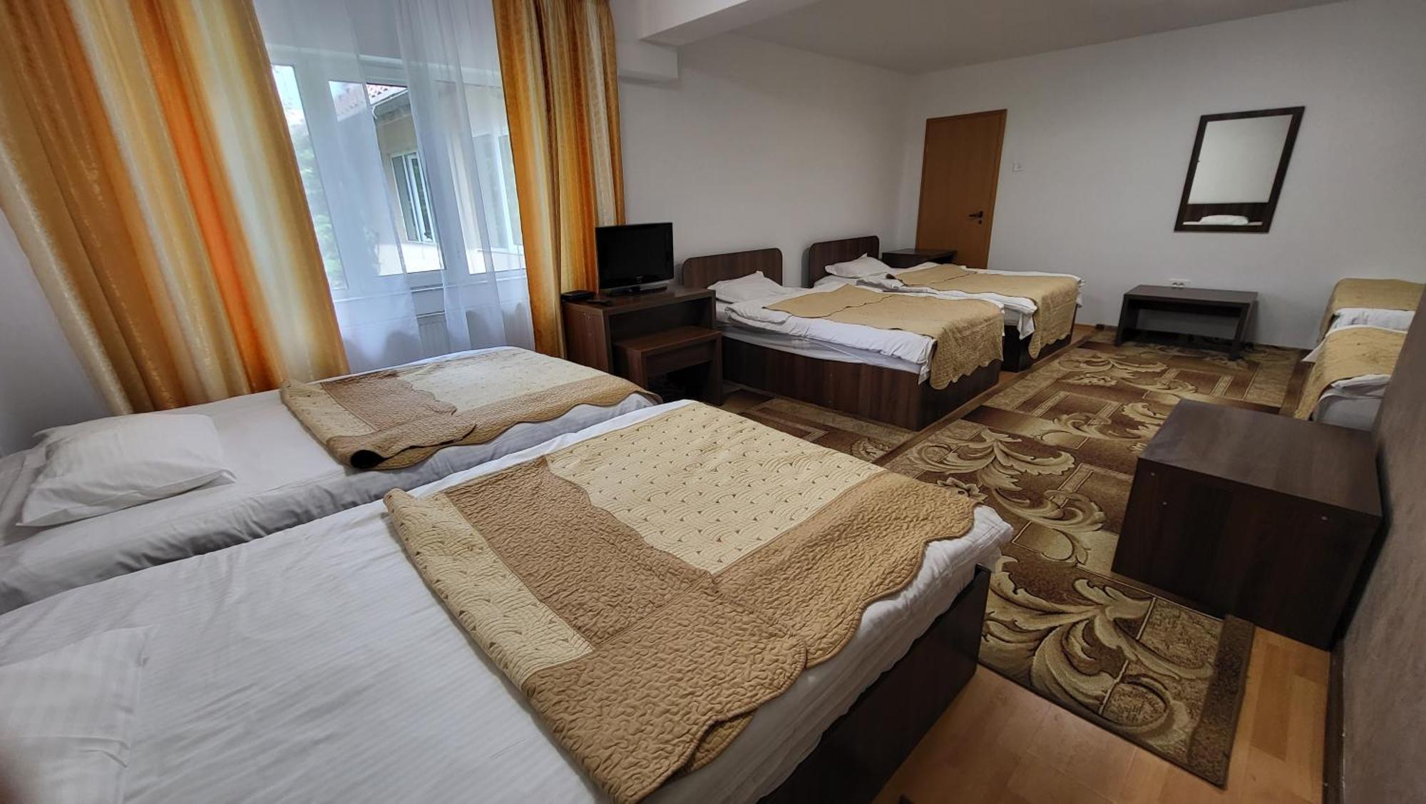 Boutique Global Aparthotel Brassó Kültér fotó