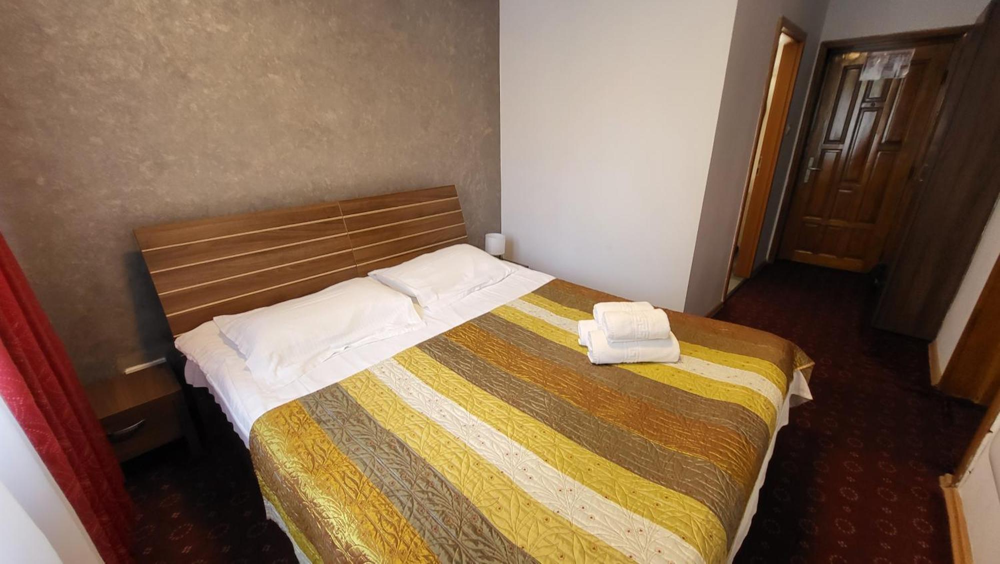 Boutique Global Aparthotel Brassó Kültér fotó